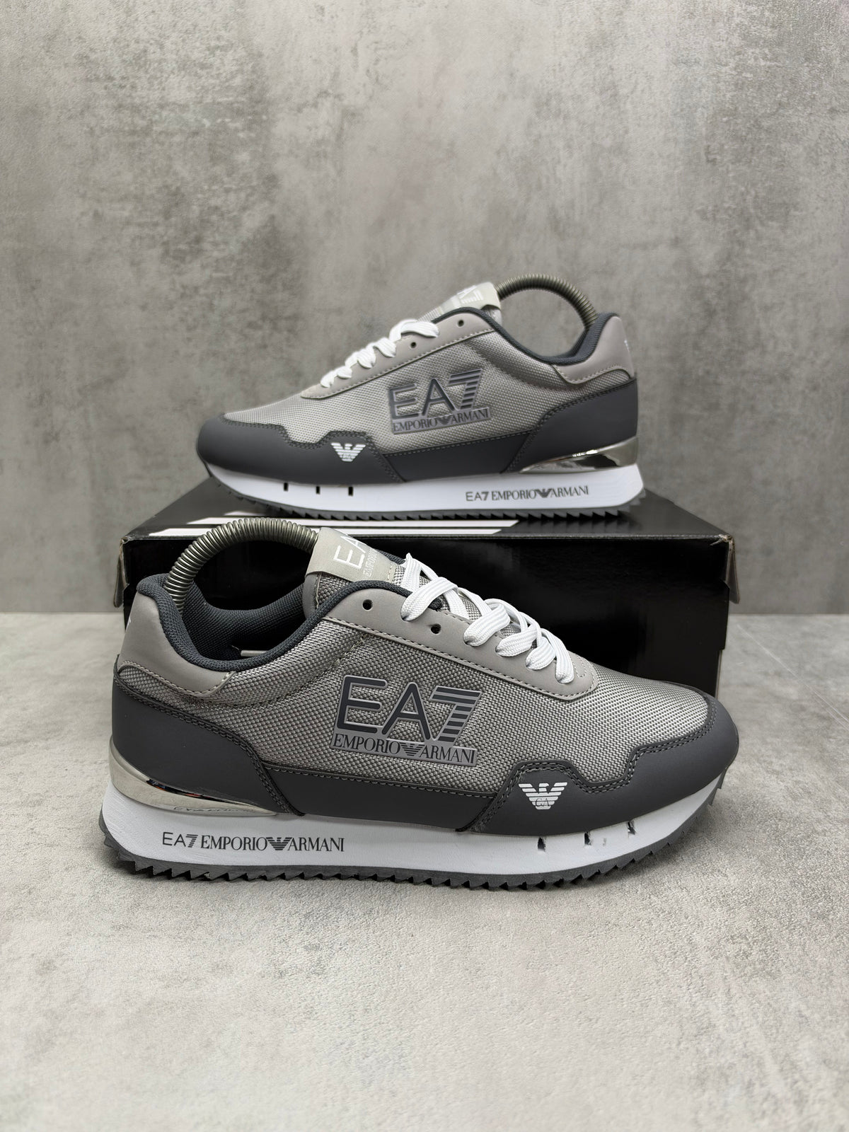 EA7 GREY