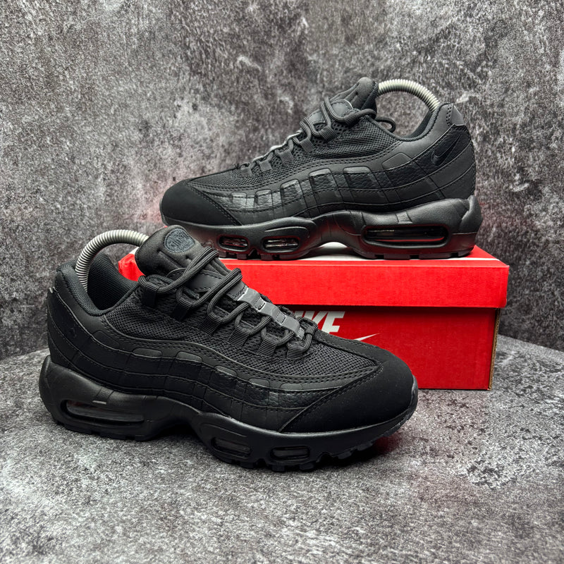 NIKE AIR MAX 95 BLACK