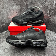 NIKE AIR MAX 95 BLACK