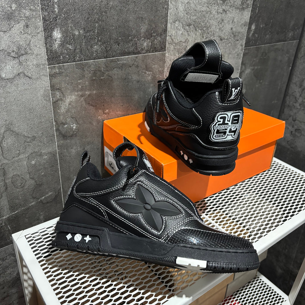 LV SKATE TRIPLE BLACK 1854 EDICIÓN LIMITADA