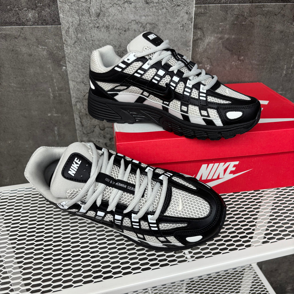 P-6000 BLACK & WHITE