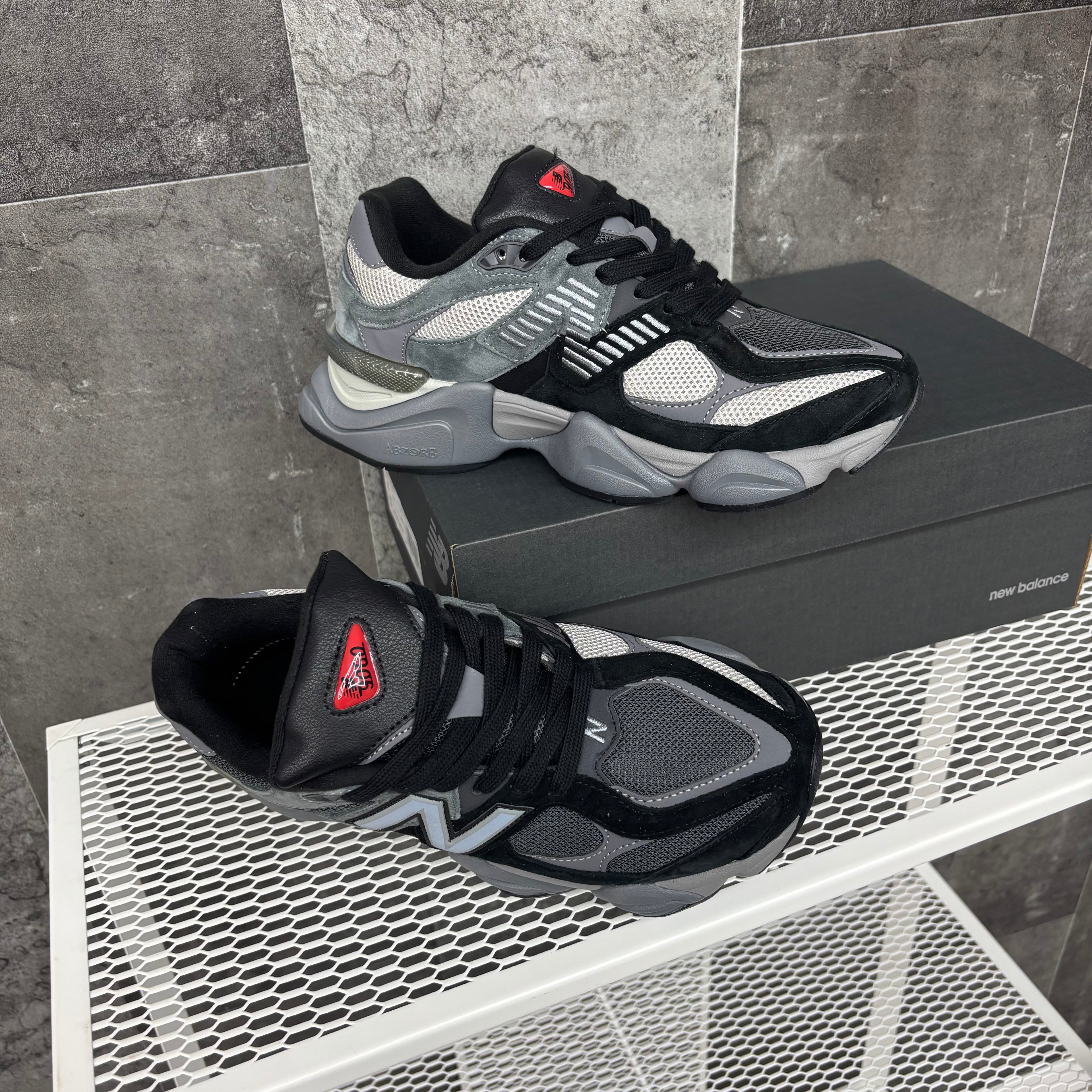 New Balance 9060