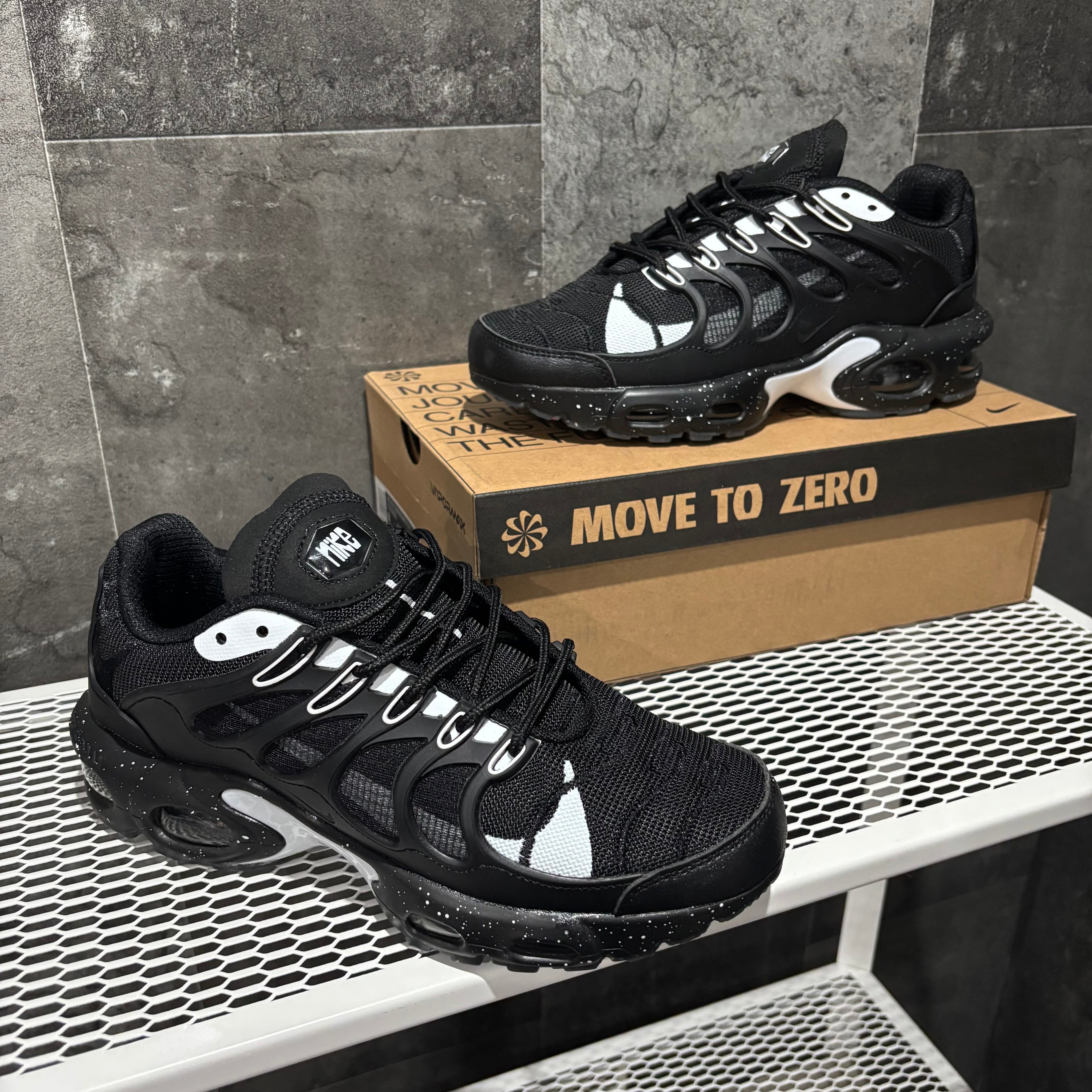 NIKE TERRASCAPE BLACK WHITE⚫️⚪️
