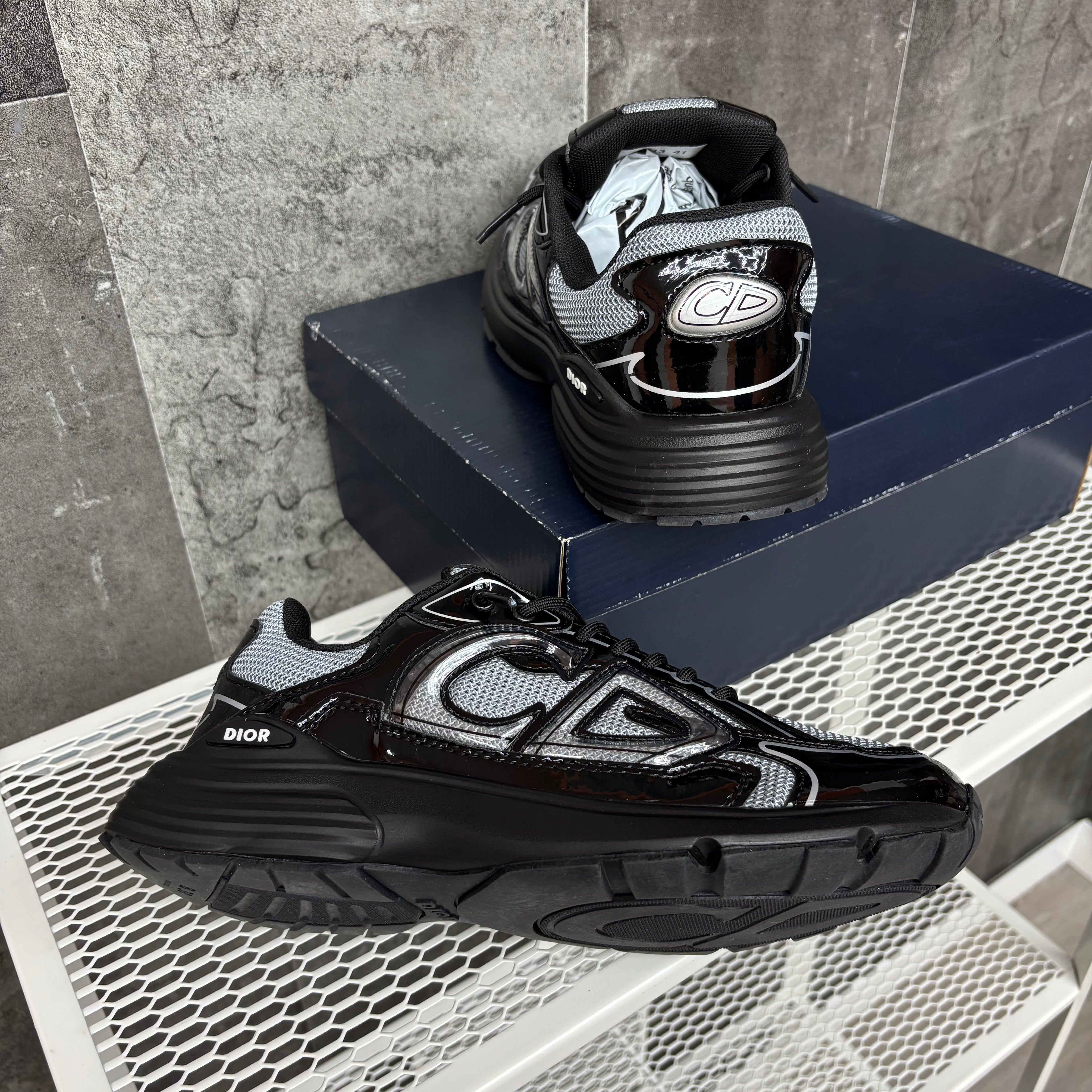 DIOR B30 MODELO ESPECIAL