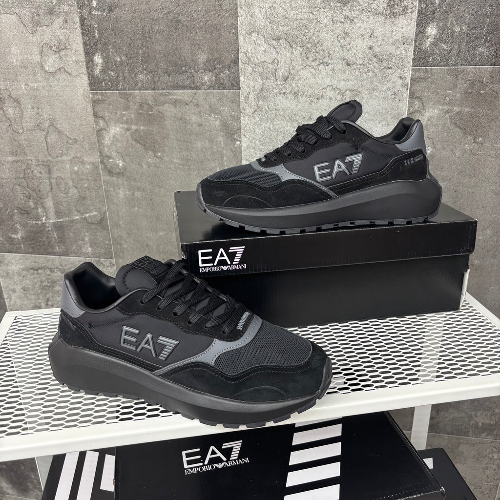 EA7 BLACK