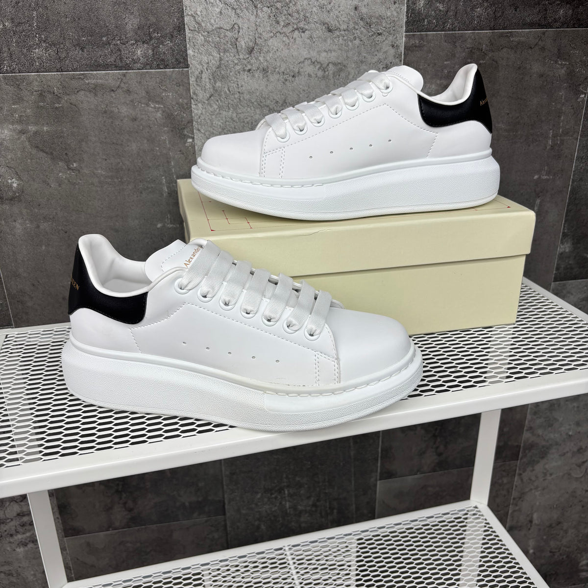 Alexander Mcqueen