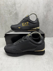 EA7 BLACK & GOLD