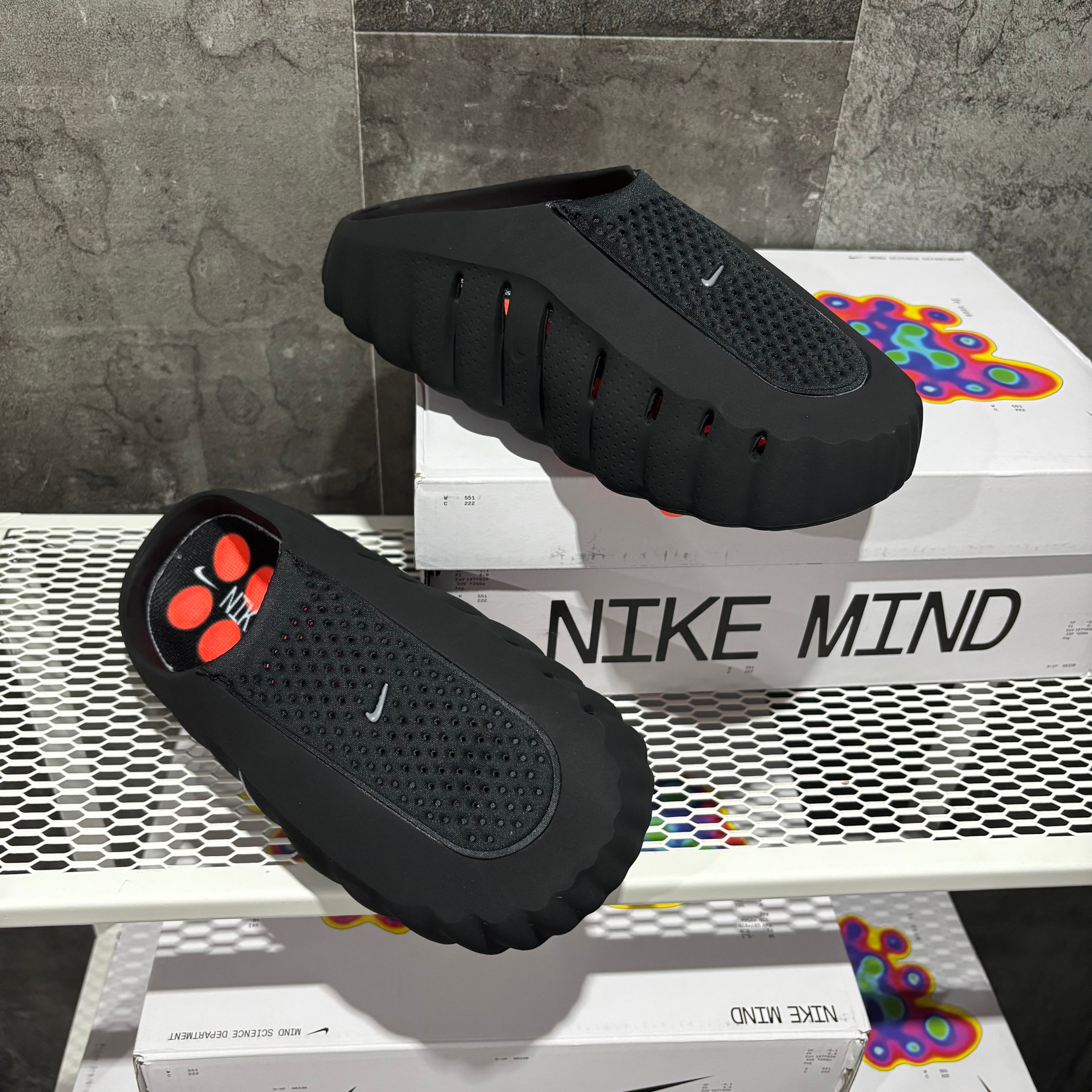 NIKE MIND 001 BLACK