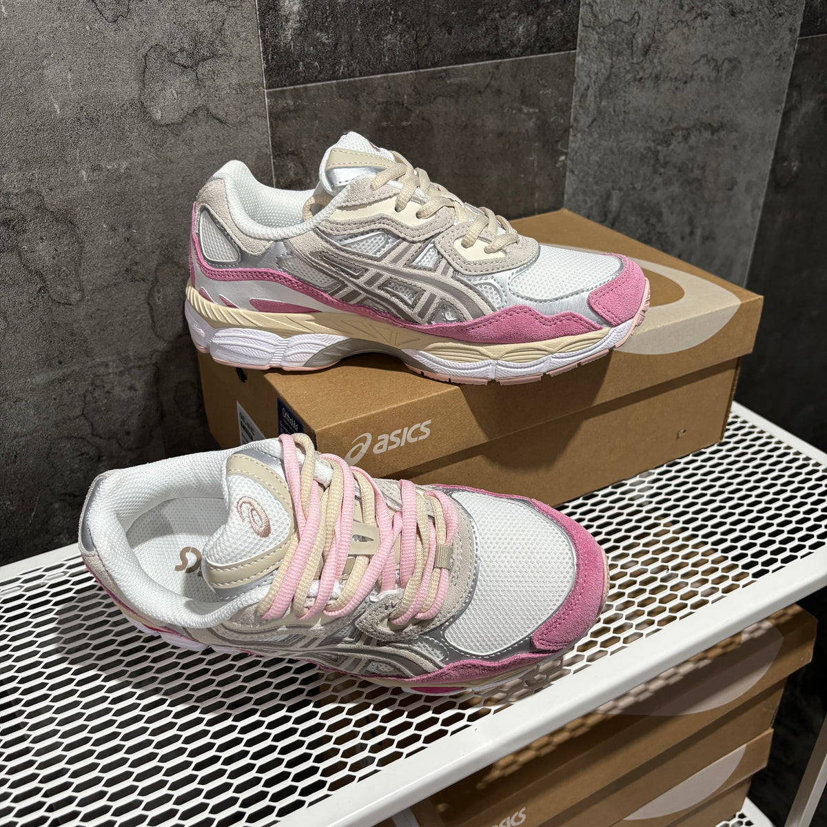 ASICS GEL NYC PINK & CREAM