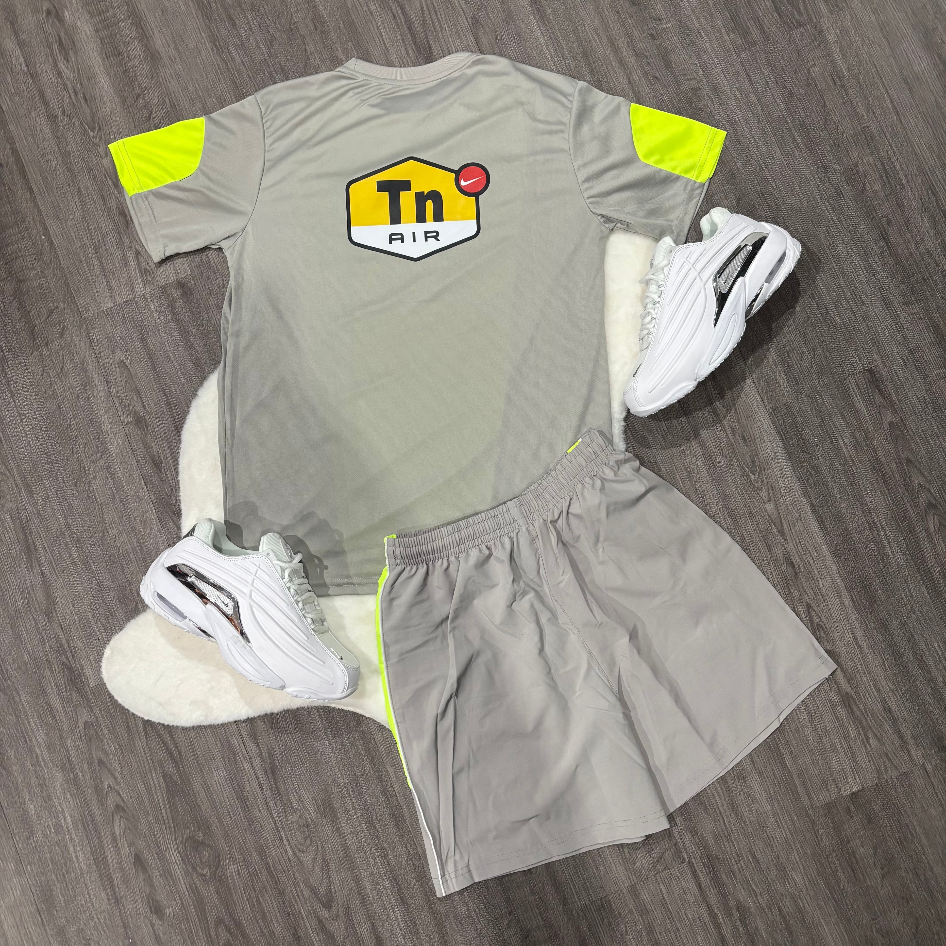 Nike TN Grey & Green