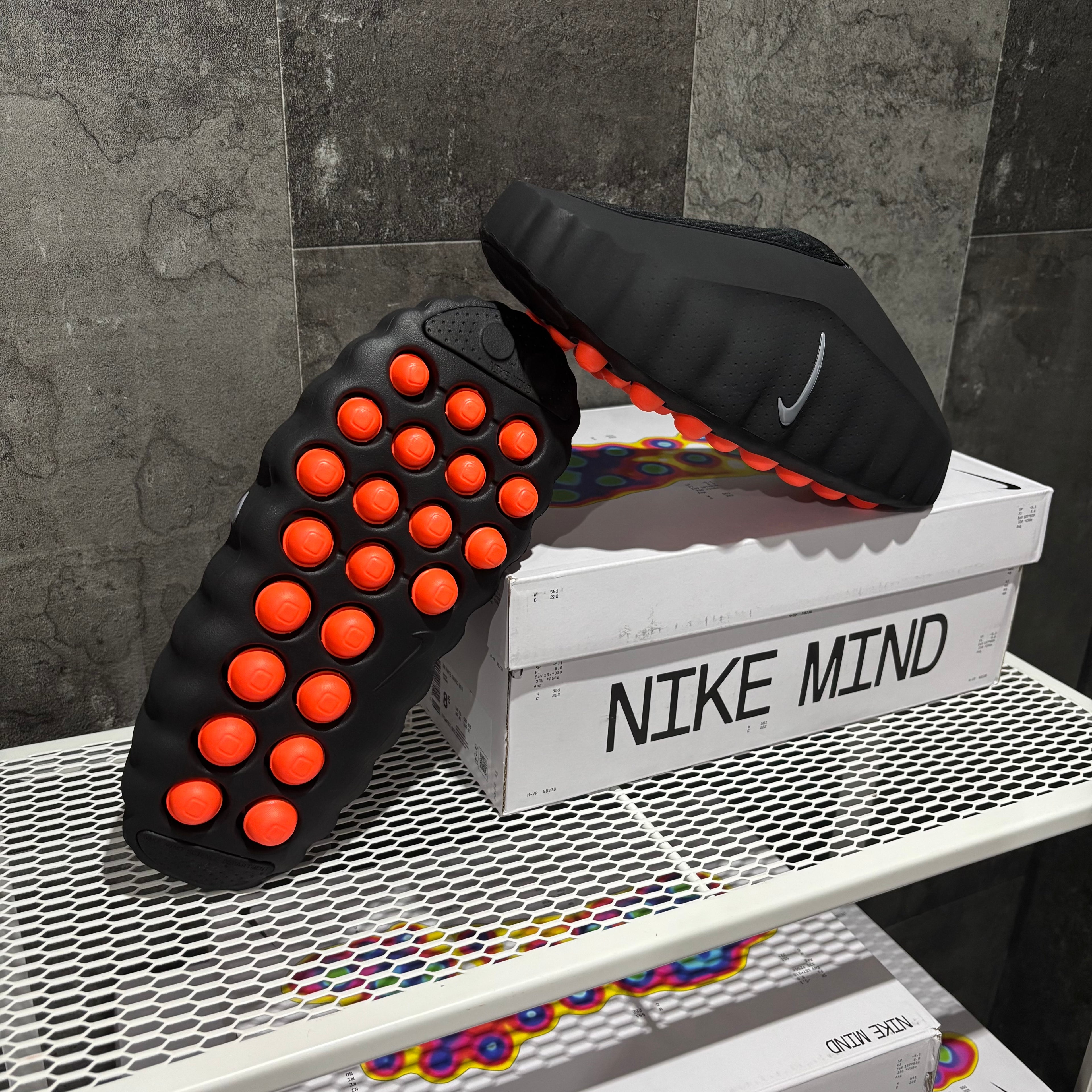 NIKE MIND 001 BLACK