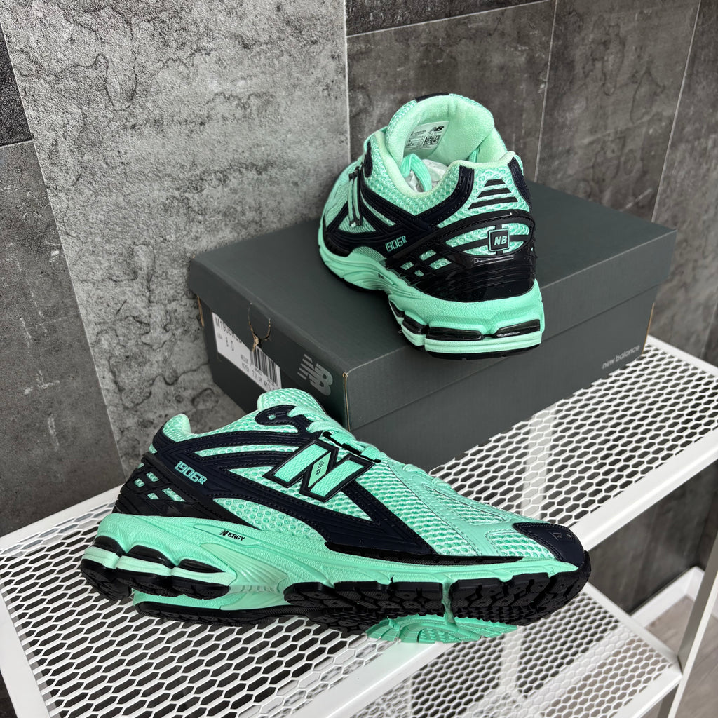 New Balance 1906R