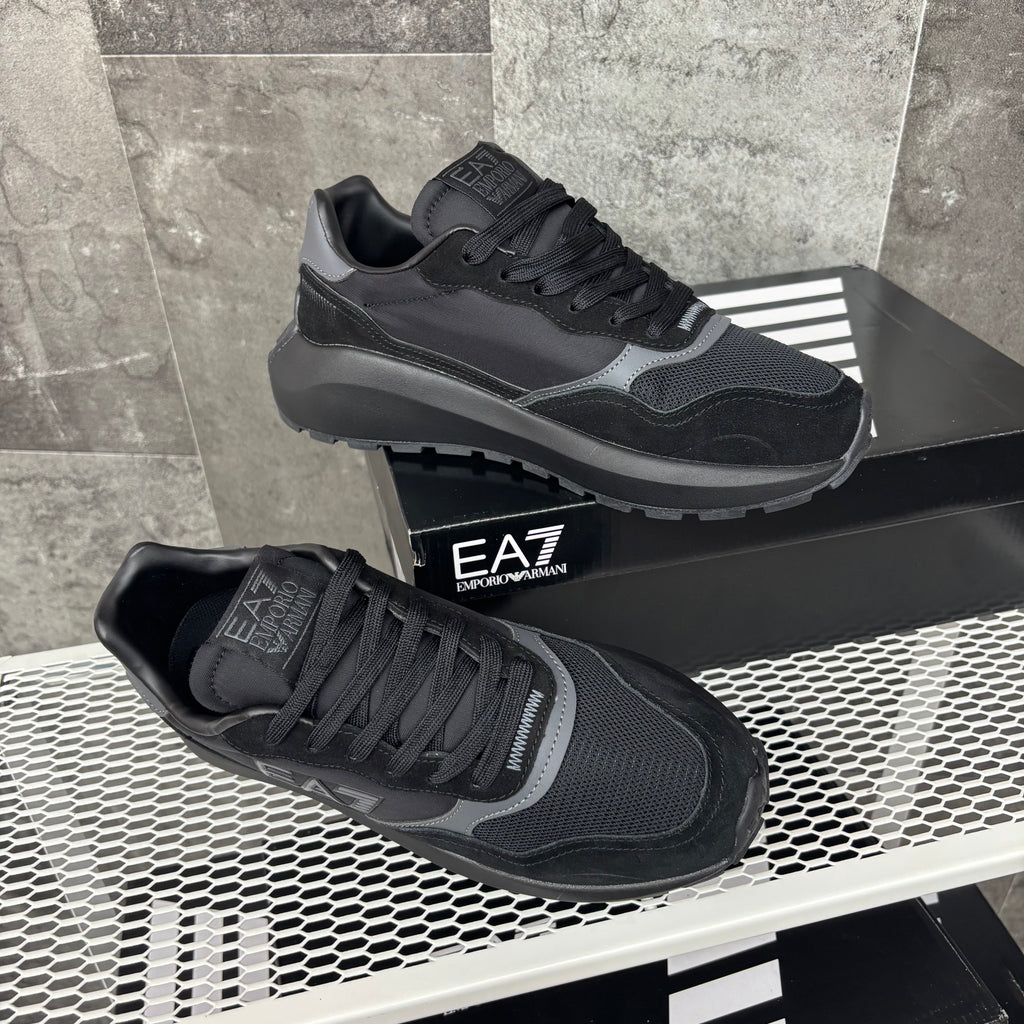 EA7 BLACK