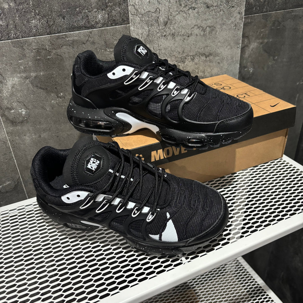 NIKE TERRASCAPE BLACK WHITE⚫️⚪️