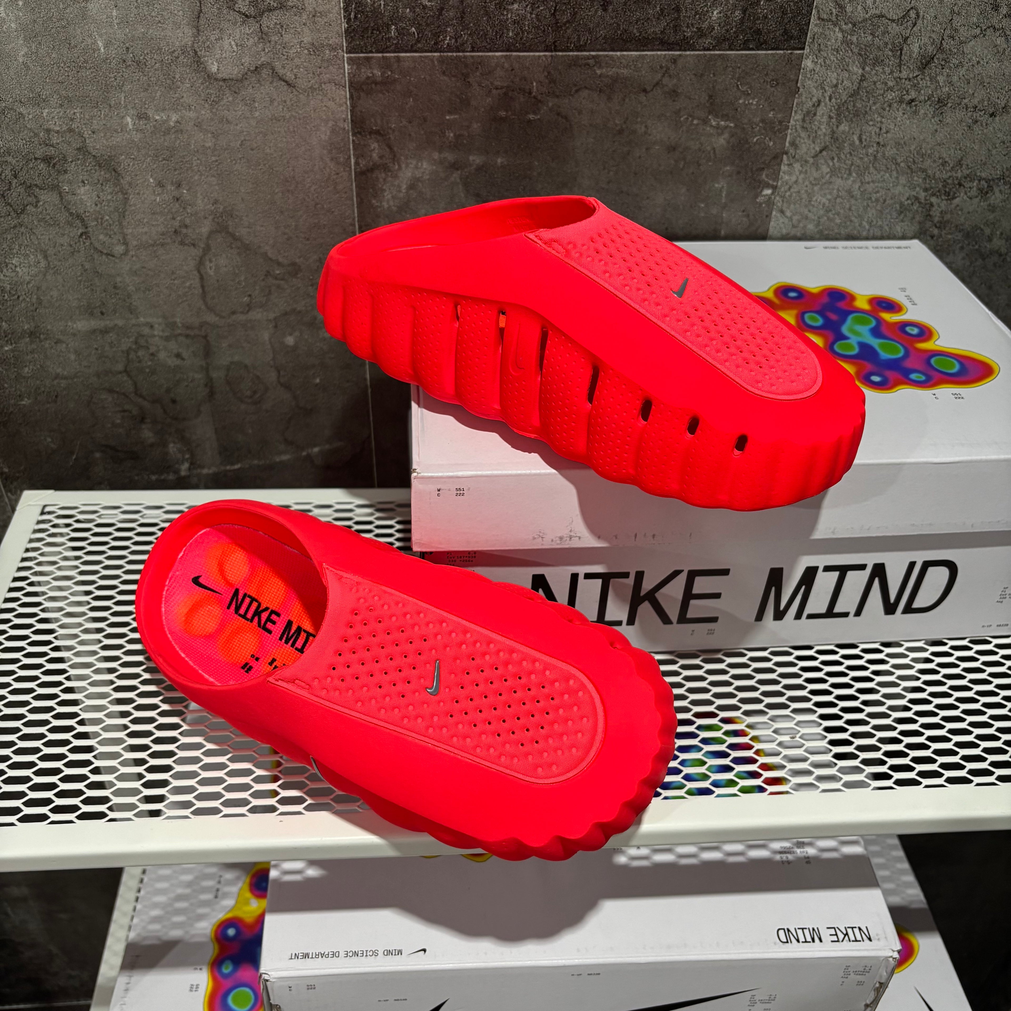 NIKE MIND 001 RED