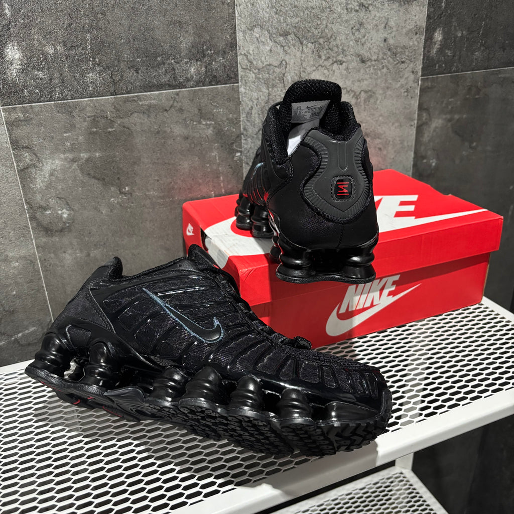 “NIKE SHOX TL ALL BLACK ⚫️”
