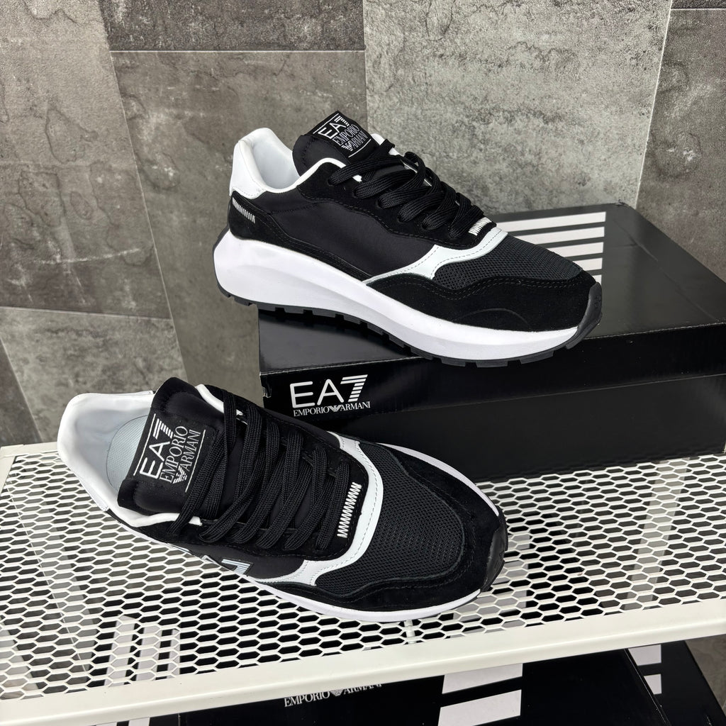 EA7 BLACK & WHITE