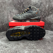 NIKE AIR MAX 95 GREY & ORANGE