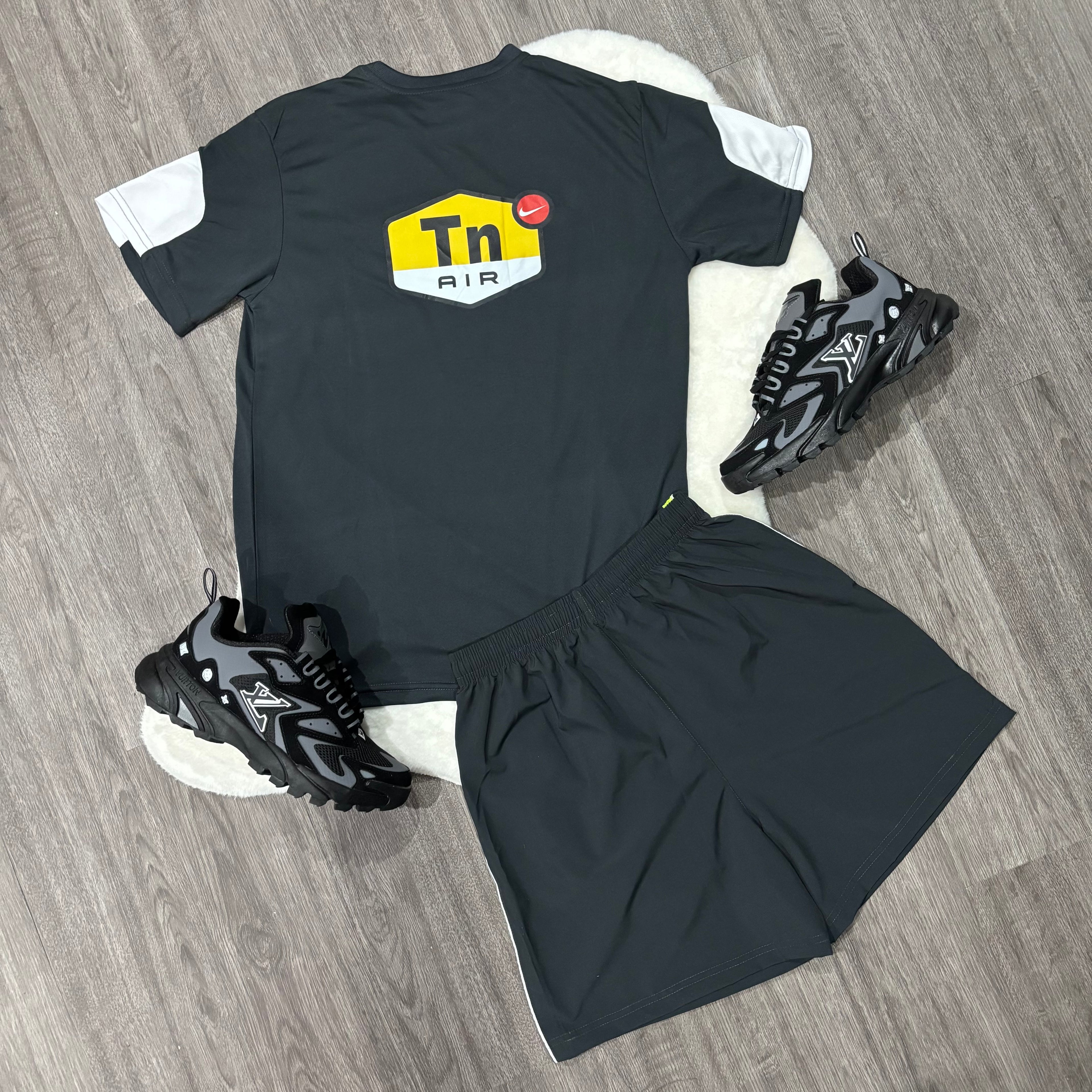 NUEVO CONJUNTO NIKE TN 2026