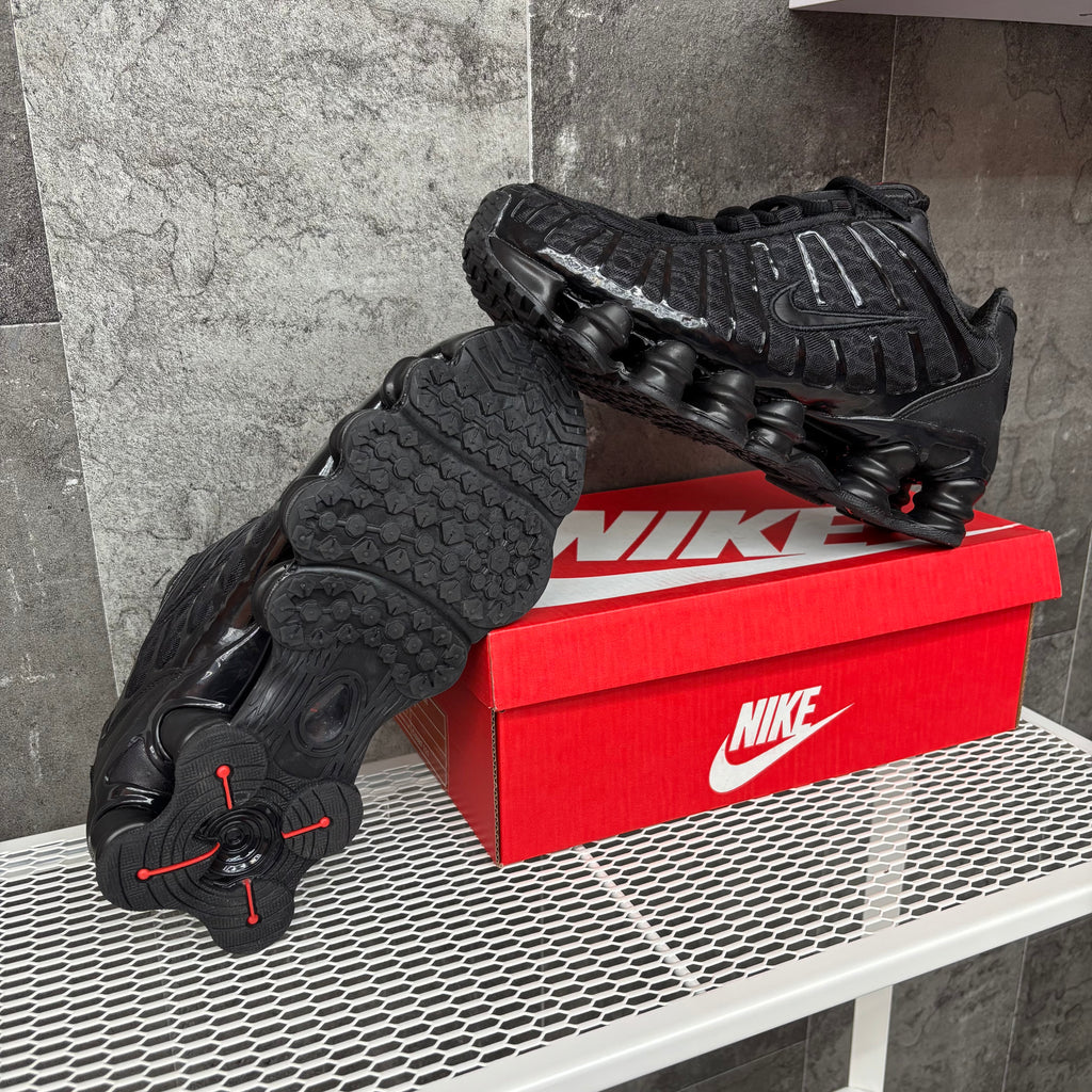 “NIKE SHOX TL ALL BLACK ⚫️”