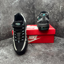 NIKE AIR MAX 95 BLACK & TOURQOISE