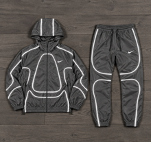 CHANDAL CORTEIZ GREY