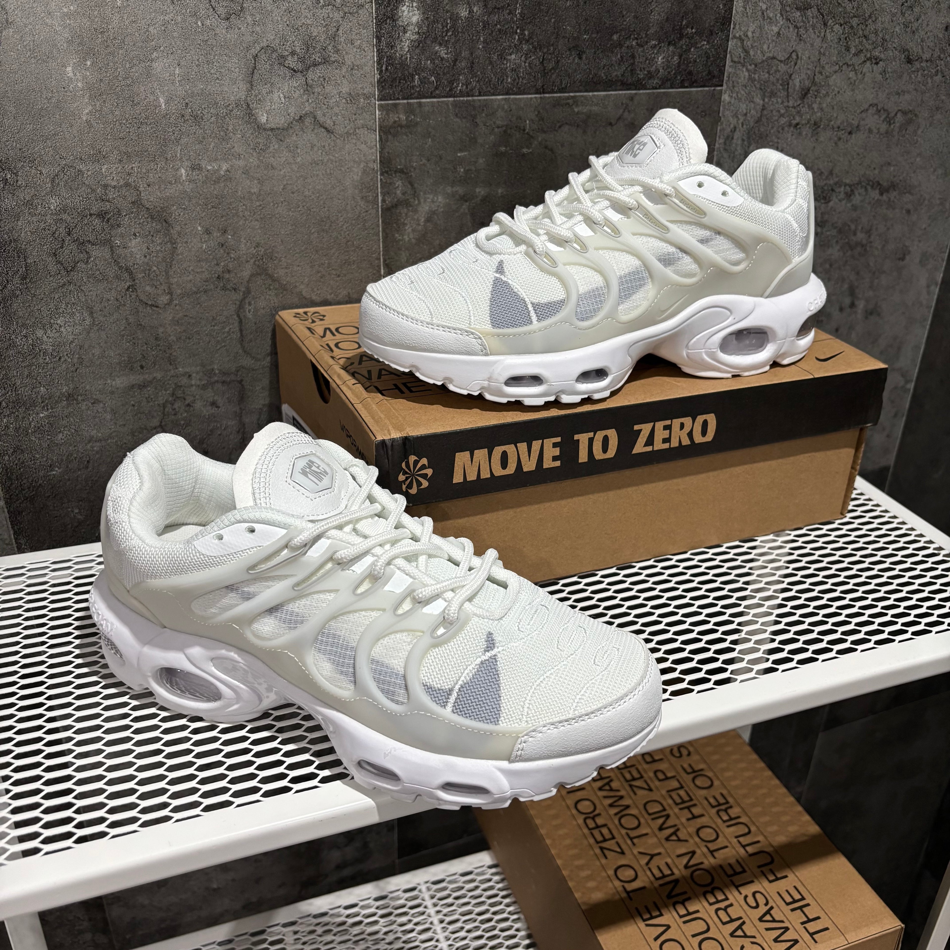 NIKE TERRASCAPE WHITE
