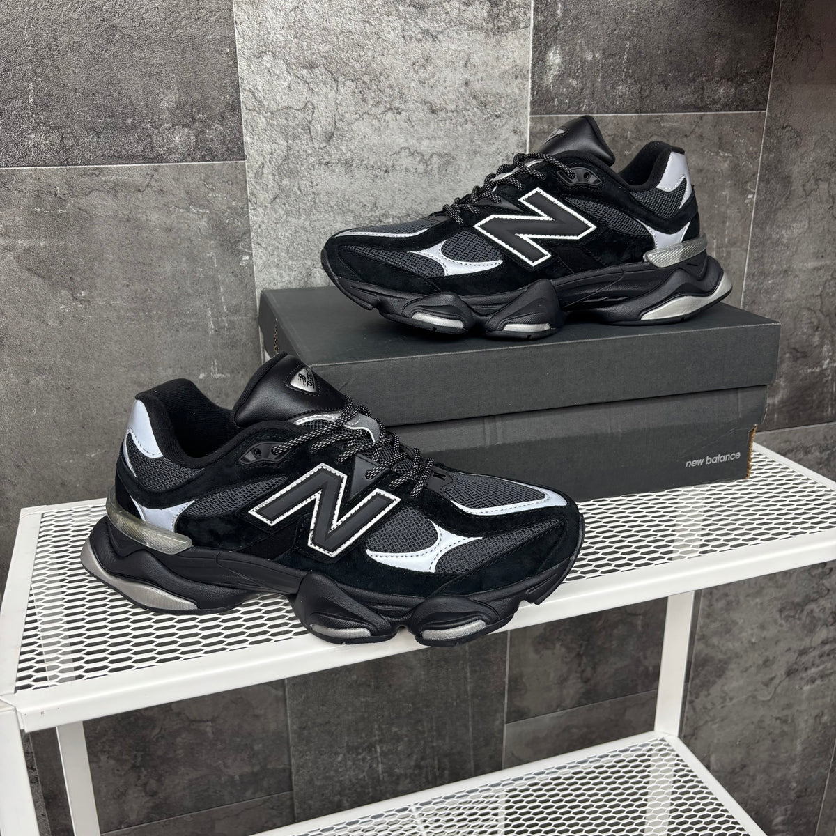 NEW BALANCE 9060