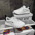 NIKE MIND 002 WHITE & BLACK