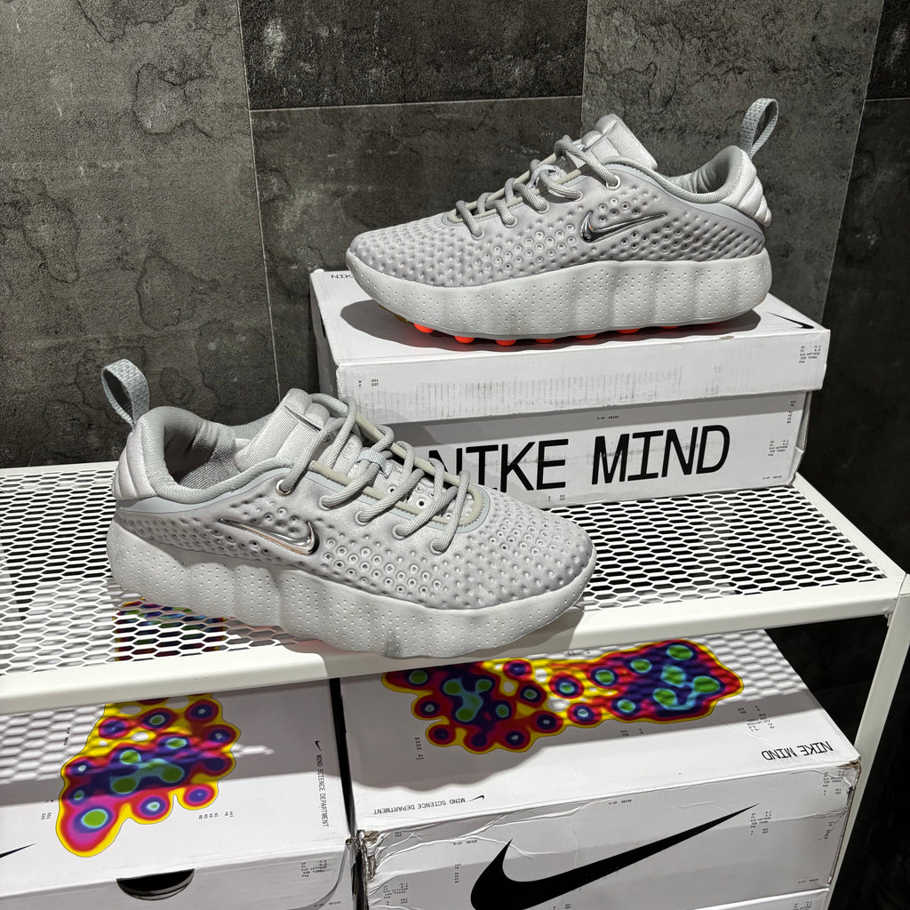 NIKE MIND 002 GREY
