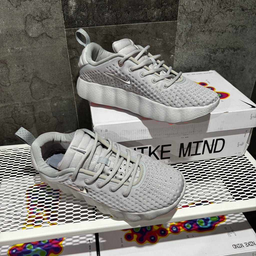 NIKE MIND 002 GREY