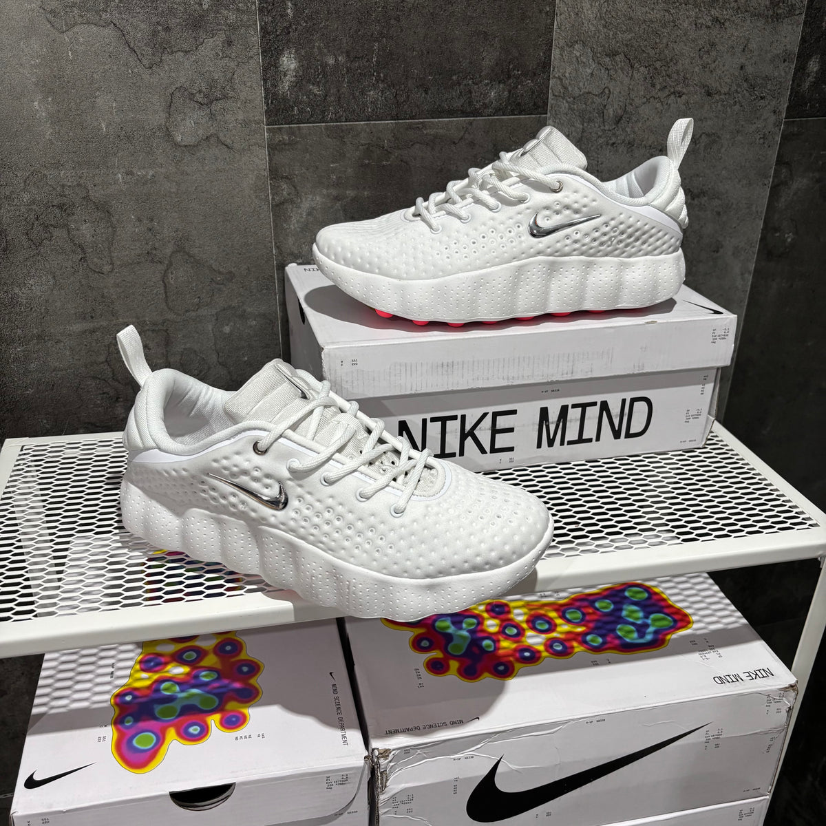 NIKE MIND 002 WHITE