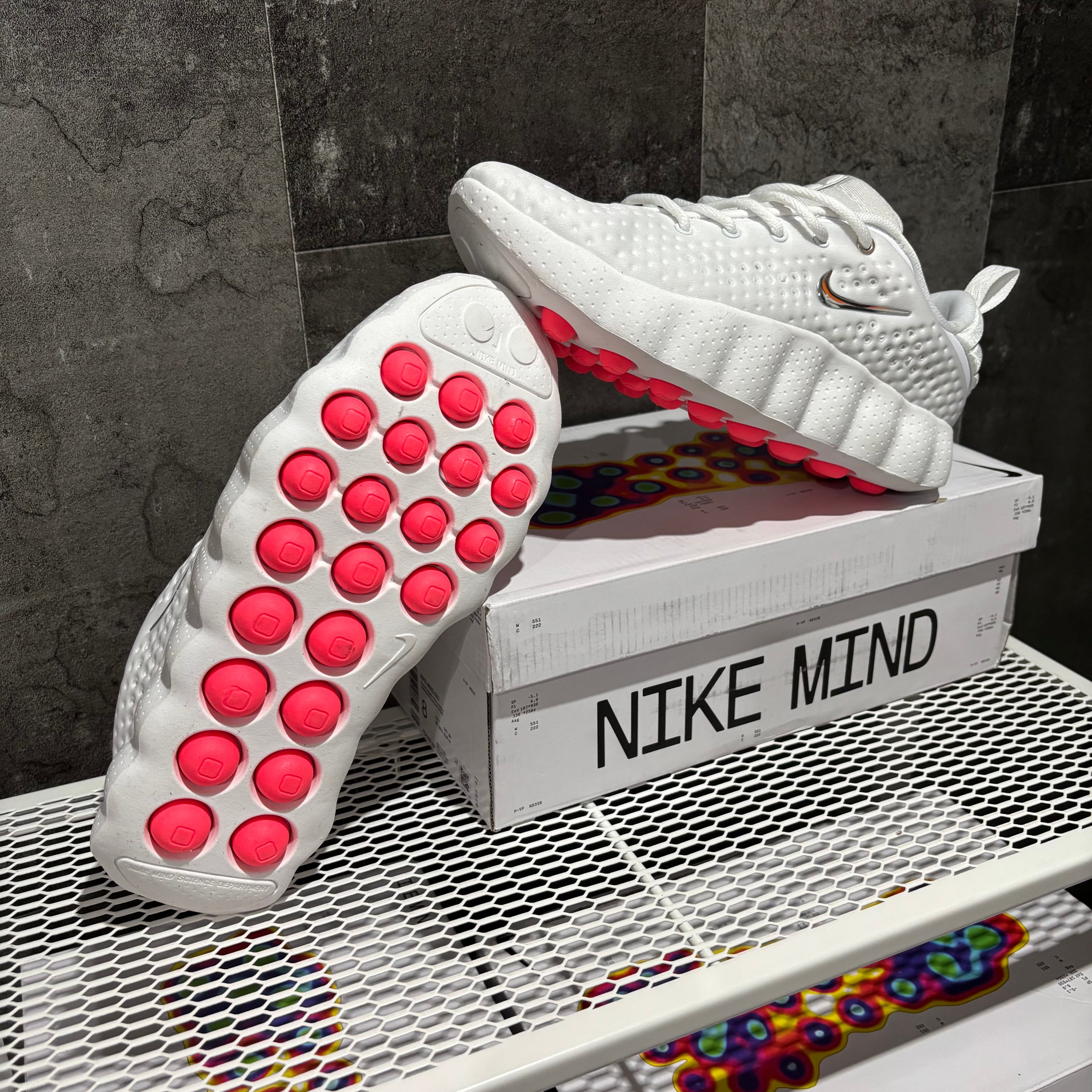 NIKE MIND 002 WHITE