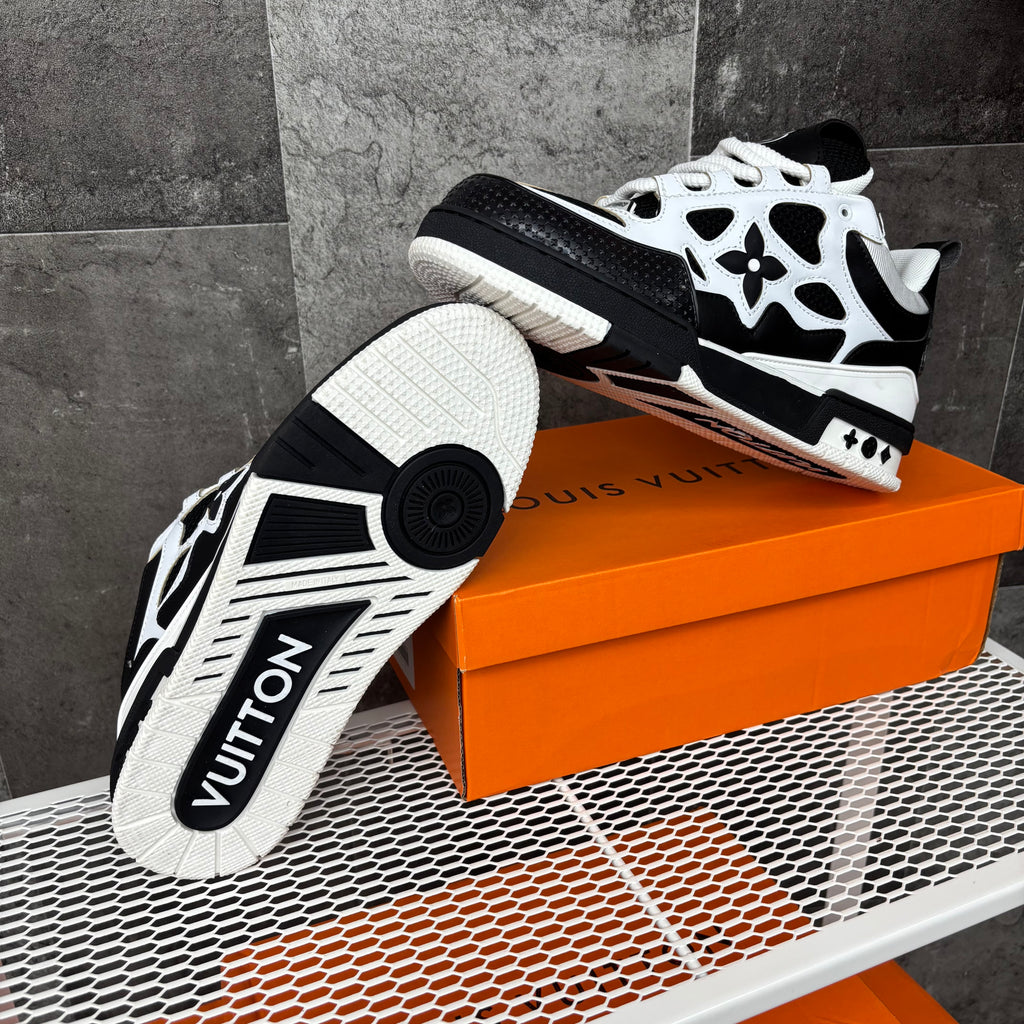 LV SKATE BLACK & WHITE
