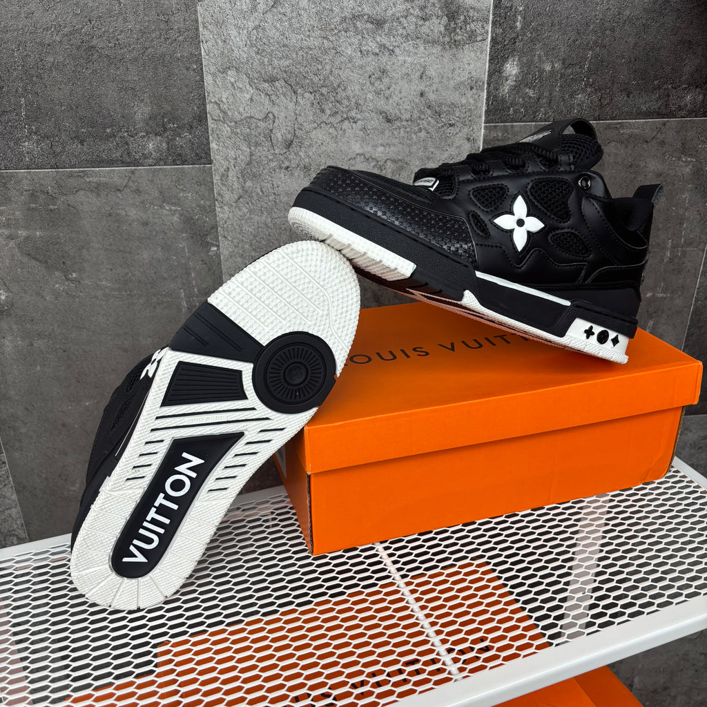 LV SKATE BLACK & WHITE 1854 EDICIÓN LIMITADA