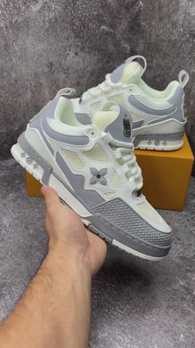 LOUIS VUITTON SKATE GREY & WHITE