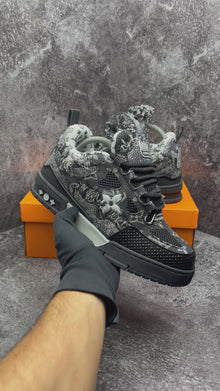 LOUIS VUITTON SKATE SWAROVSKI BLACK & SILVER
