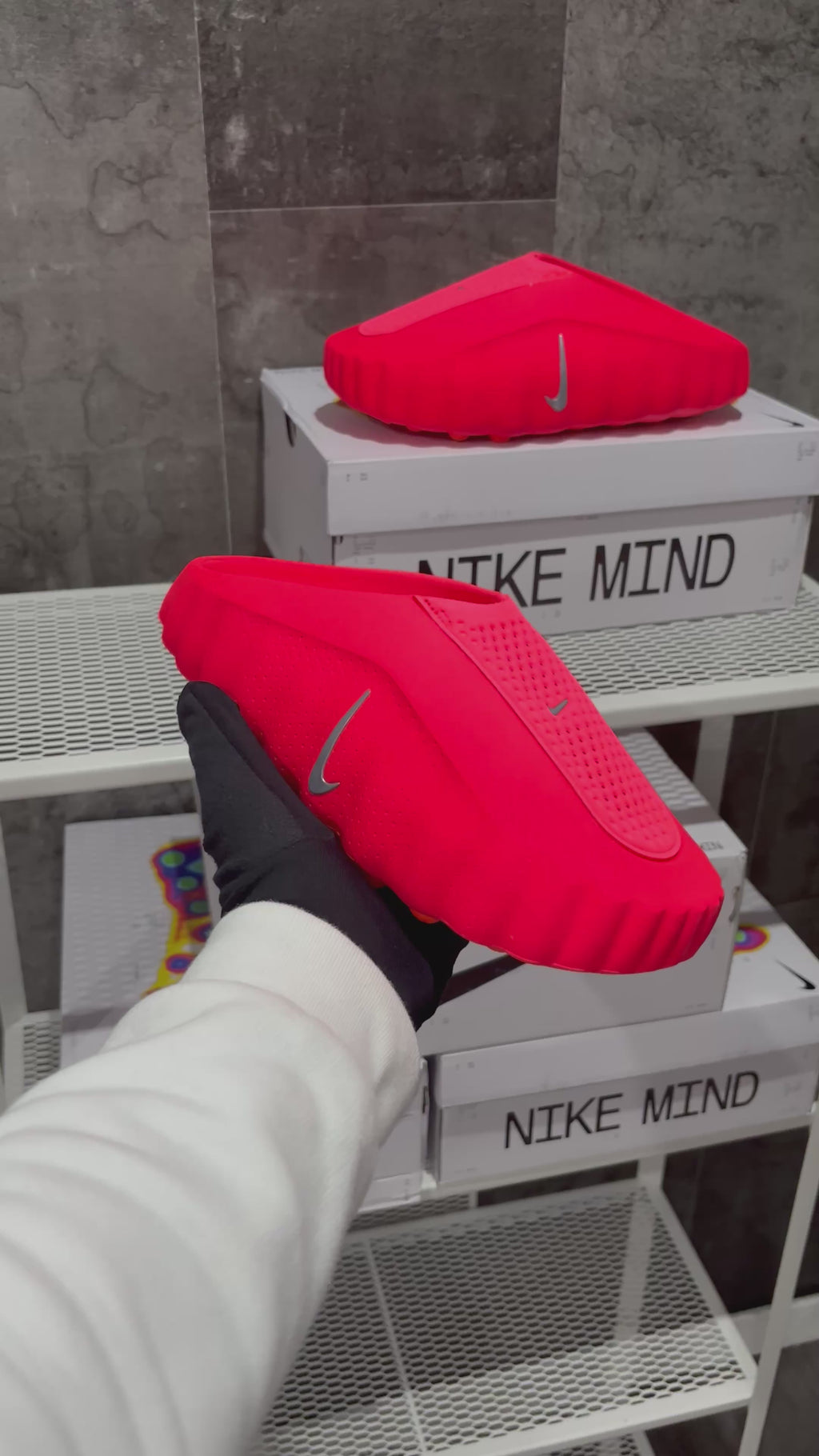 NIKE MIND 001 RED